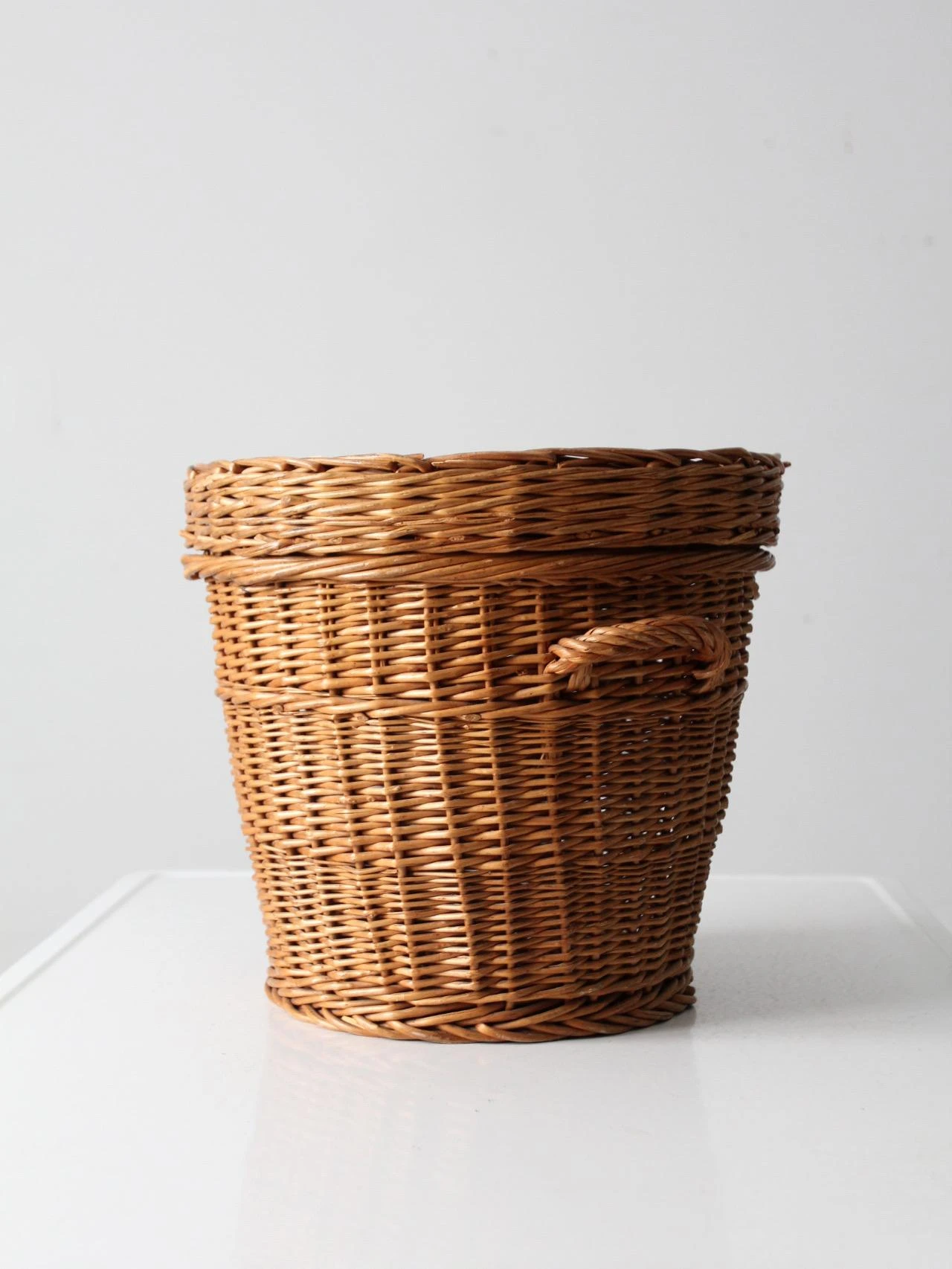 Vintage Woven Basket With Lid 3 Vintage Woven Basket With Lid - Image 3