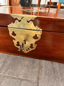 Walnut & Brass Travel Box, 1790s 14 Walnut & Brass Travel Box, 1790s -Chairish Shop walnut and brass travel box 1790s 2209